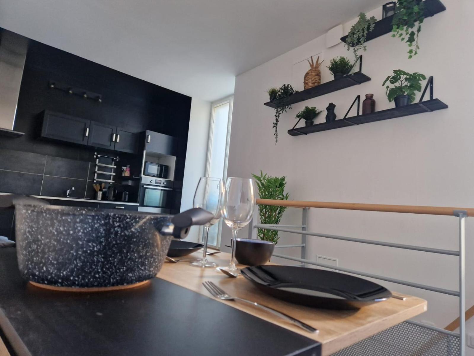 Les Appartements De Romain Et Julien Dijon Exteriör bild