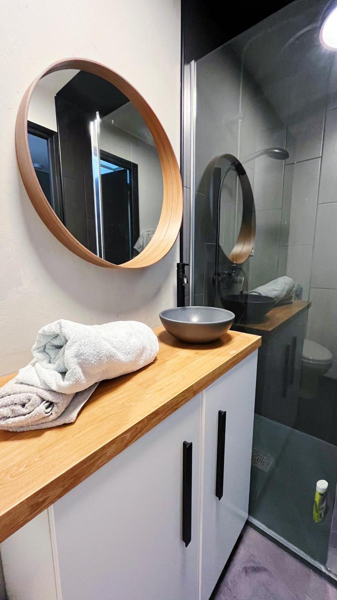 Les Appartements De Romain Et Julien Dijon Exteriör bild